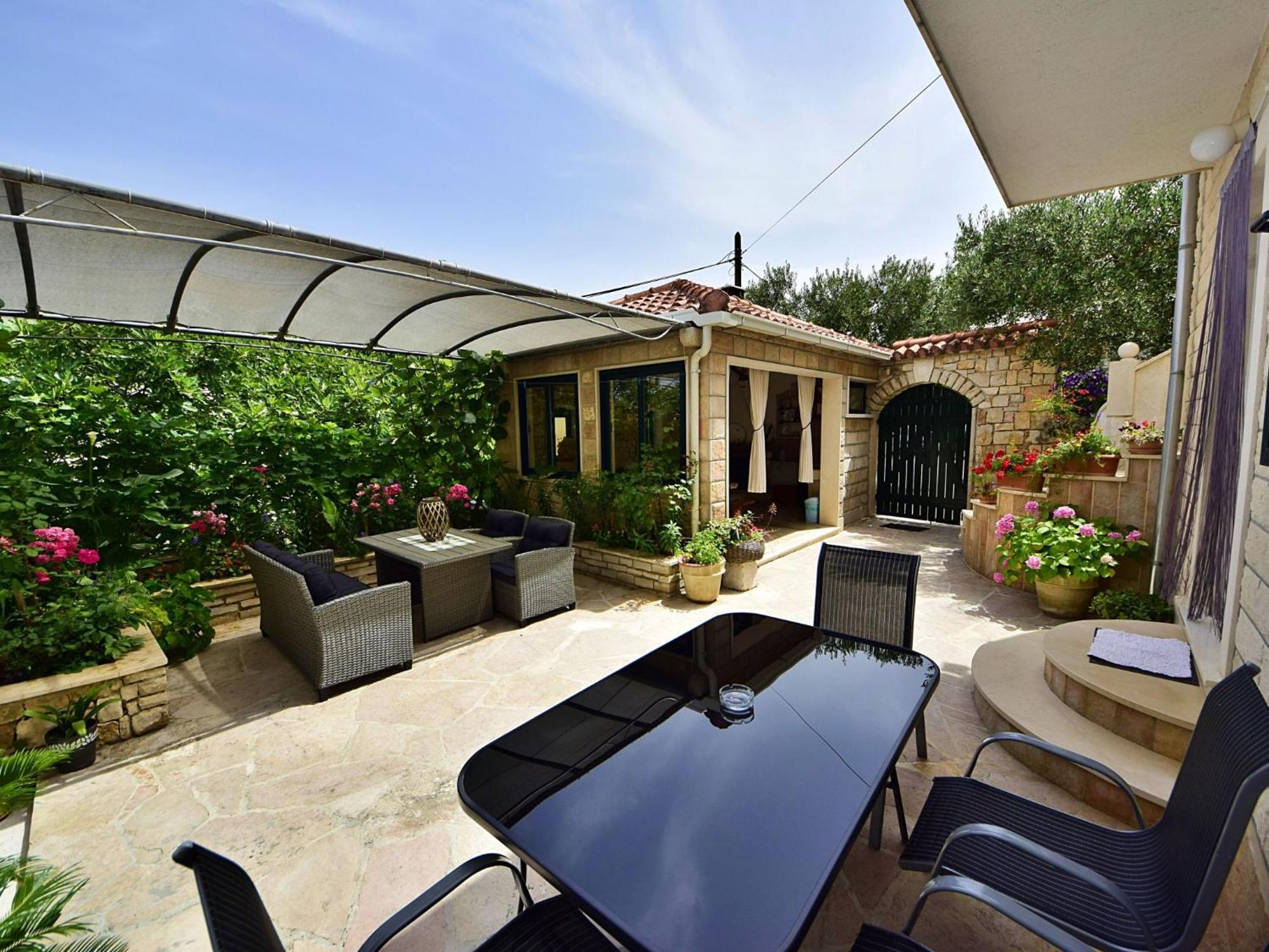 Apartment Ana - Brc100 By Interhome Supetar Exterior foto